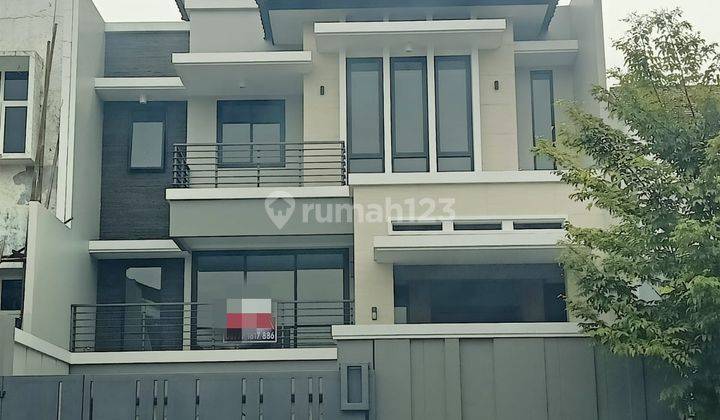 Jual Rumah di Permata Buana Full Renovasi 3 Lantai, Jakarta Barat  1