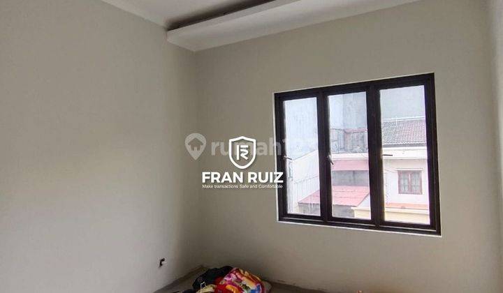 Dijual Rumah Minimalis  3 lantai di Taman Ratu , Greenville, Jakarta Barat  2