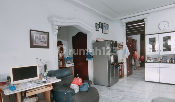 For Sale Cheap House Land Measurement Tosiga Kemanggisan, West Jakarta 2