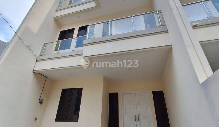 Dijual Rumah Baru Brand New Taman Ratu, Dekat Green Ville, Kepa Duri, Jakarta Barat 1