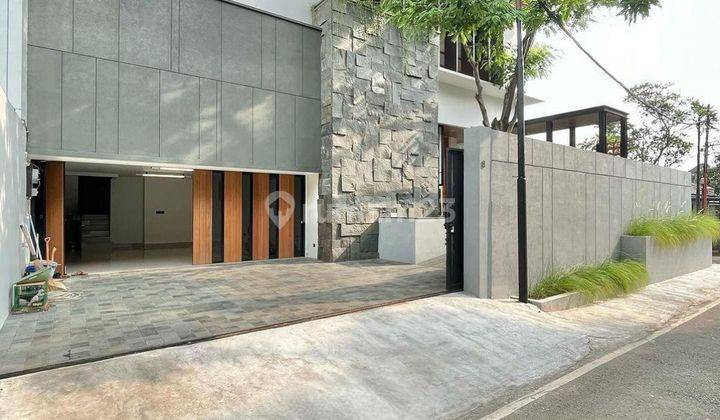 Rumah Mewah Baru Swimming Pool Dijual Di Cipete Dekat Mrt & Tol 2