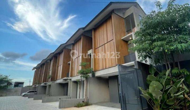 Rumah Baru Mewah 3 Lantai Selangkah Ke Pondok Indah Jaksel  2