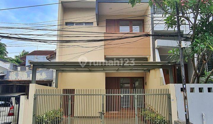 Dijual Rumah Siap Huni, Pondok Indah Jakarta Selatan 1