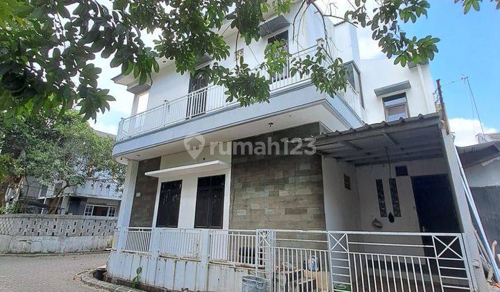 Dijual Rumah 2 Lantai Siap Huni, Pamulang Tangerang Selatan 2