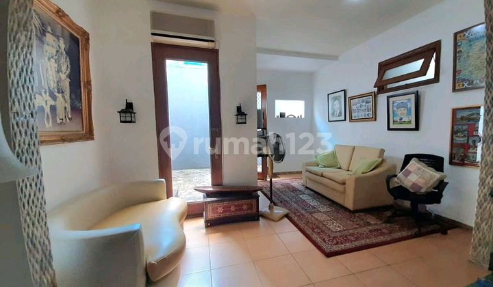 For Sale Strategic House in Cilandak Area, South Jakarta 2