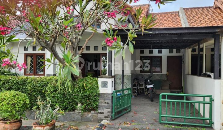 Dijual Rumah Babatan Pratama Strategis Siap Huni Dijual Rumah Babatan Pratama Strategis Siap Huni