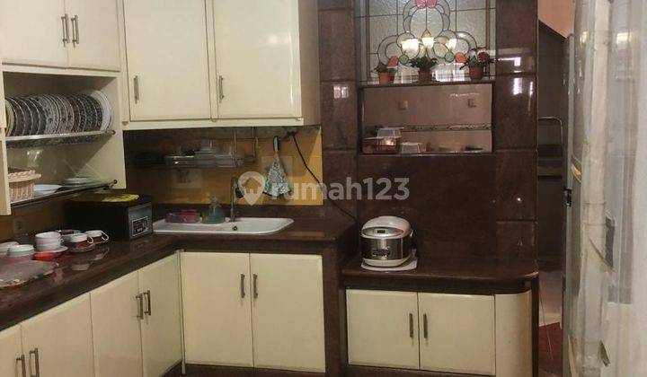 Dijual Rumah Darmo Baru Timur Mewah Classic 2