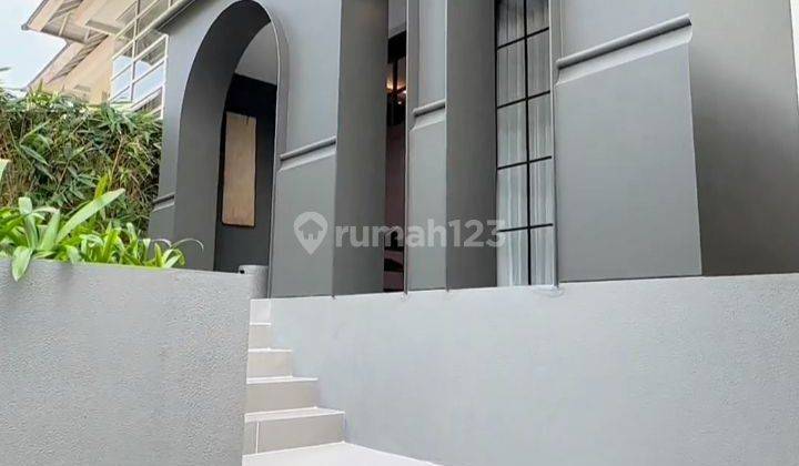 tampak depan rumah dijual citraland bukit telaga