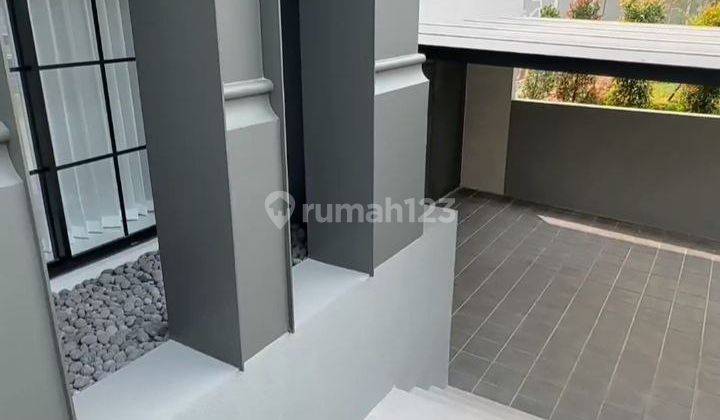 tampak depan rumah dijual citraland bukit telaga