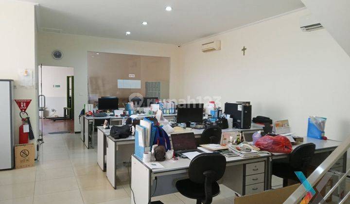 Kantor Dijual Surabaya Pusat Dekat Raya Darmo Bagus Siap Pakai 2