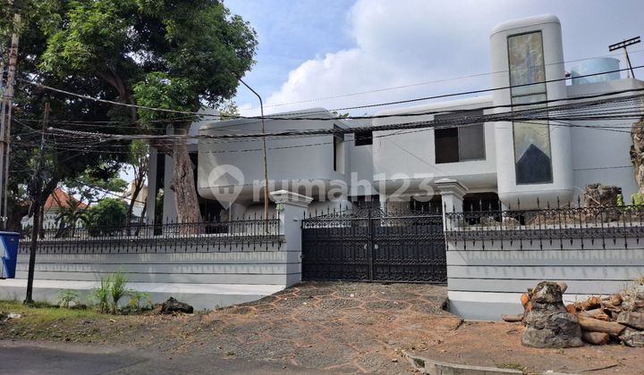 Rumah Raya Darmo Surabaya Cocok Untuk Usaha Hook Rumah Raya Darmo Surabaya Cocok Untuk Usaha Hook