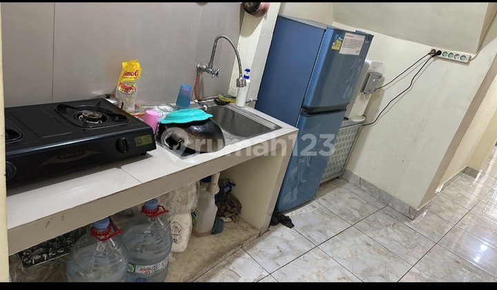 Rumah Kost Masih Berjalan Di Tomang - Jakarta Barat