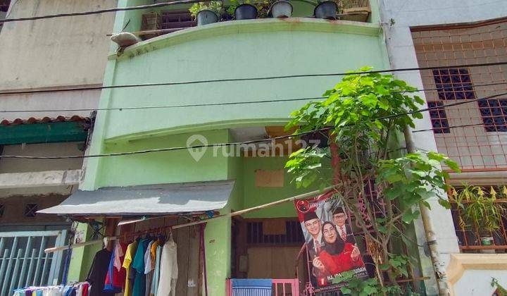 Rumah Lama di Pademangan Timur, Jakarta Utara 1