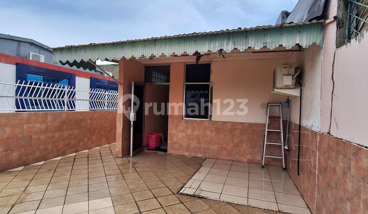 Shop House for Sale in Kali Mati - West Pademangan - North Jakarta 1