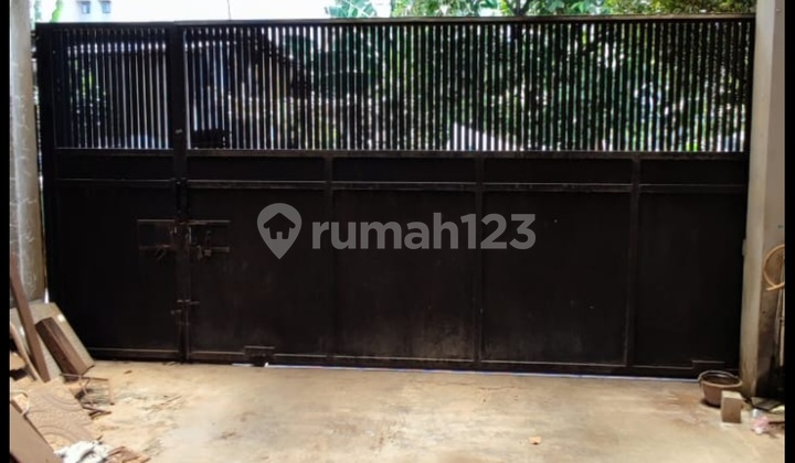 Rumah Lama Di Komplek Sunter - Jakarta Utara 2