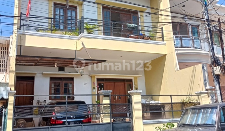 2 Lantai Rumah Di Pulomas - Jakarta Timur 2 Lantai Rumah Di Pulomas - Jakarta Timur