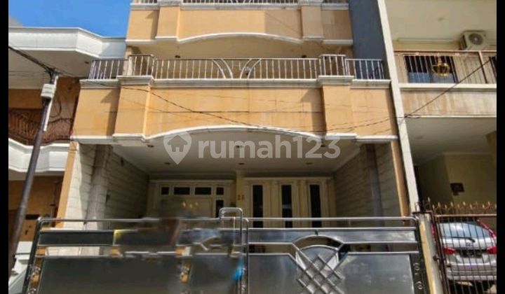 3-Story House in Danau Indah - Sunter Jaya 3-Story House in Danau Indah - Sunter Jaya