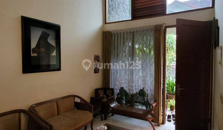 Rumah Bangunan Lama Setra Duta Kota Bandung  1