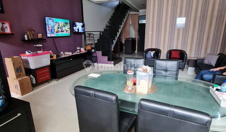 Rumah 2 Lantai Bagus Furnished SHM di Sumber Sari, Bandung 2