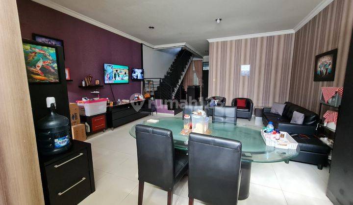 Rumah 2 Lantai Bagus Furnished SHM di Sumber Sari, Bandung 1