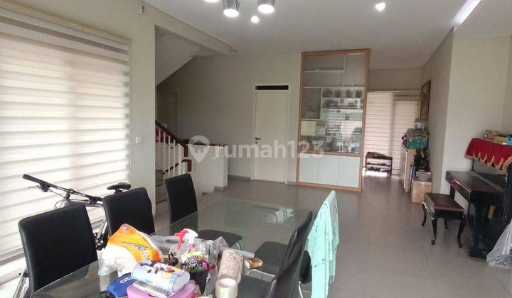 Rumah 2 Lantai Bagus Furnished di Naganingrum Kbp , Bandung 1