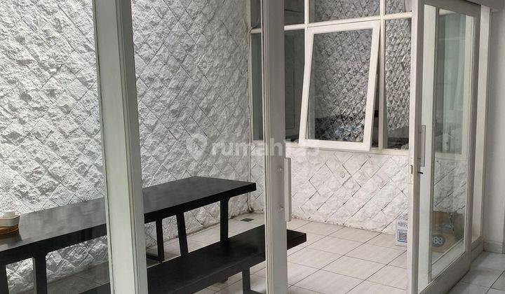 Rumah Bagus Furnished di Singgasana Pradana , Bandung