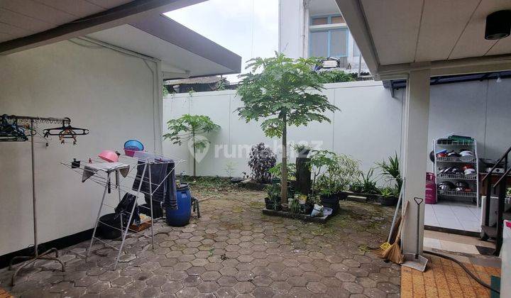 Rumah 2 Lantai Bagus Unfurnished di Sayap Terusan Pasteur , Bandung 2