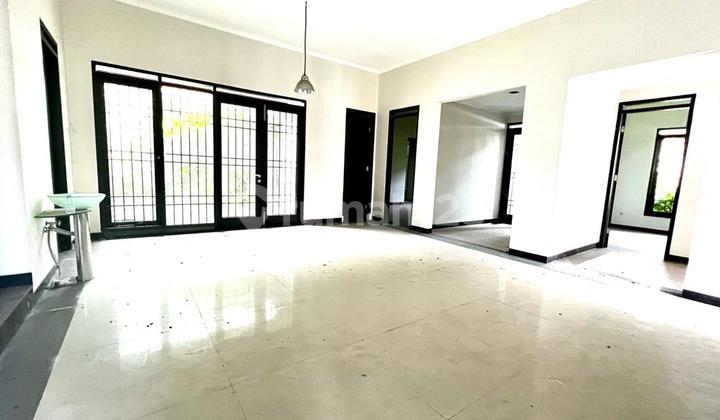 Nice House Unfurnished SHM in Setra Duta, Bandung Nice House Unfurnished SHM in Setra Duta, Bandung