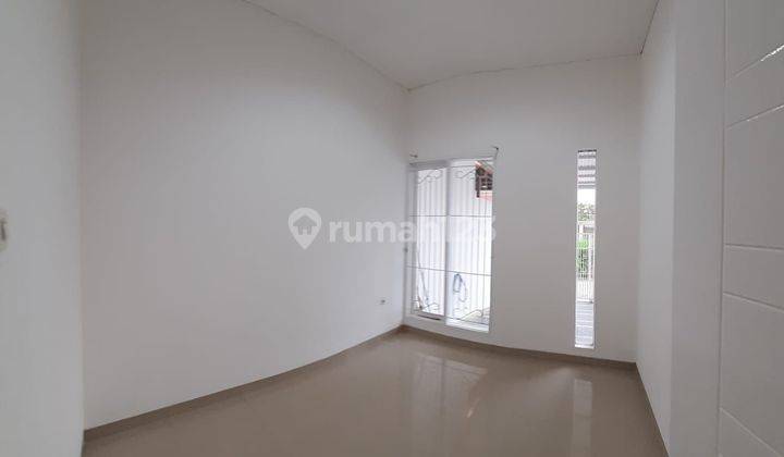 Rumah Bagus Unfurnished di Mekar Wangi , Bandung 5