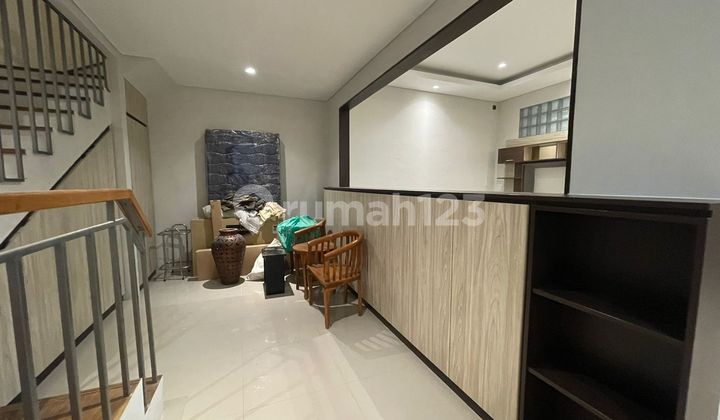Nice Furnished SHM House in Jingganagara Kbp, Bandung 2