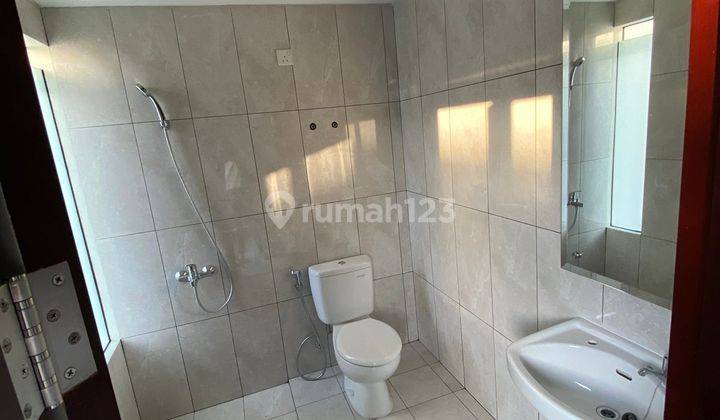 Rumah 2 Lantai Unfurnished di Tarubhawana Kbp , Bandung 2