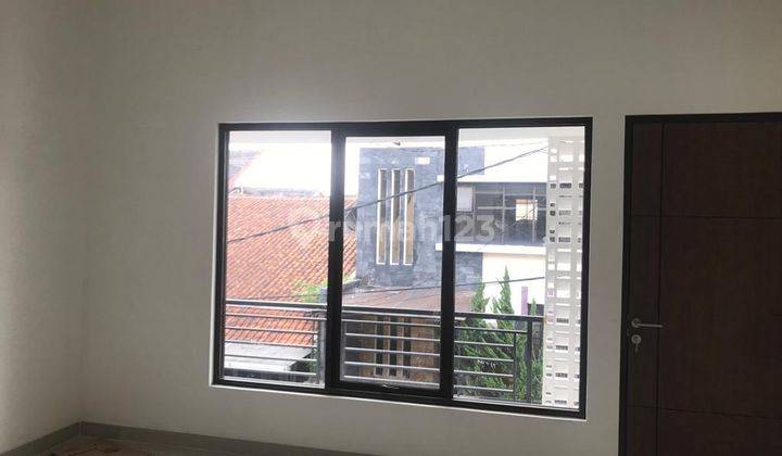 Rumah Baru Unfurnished SHM di Margahayu Raya , Bandung 2