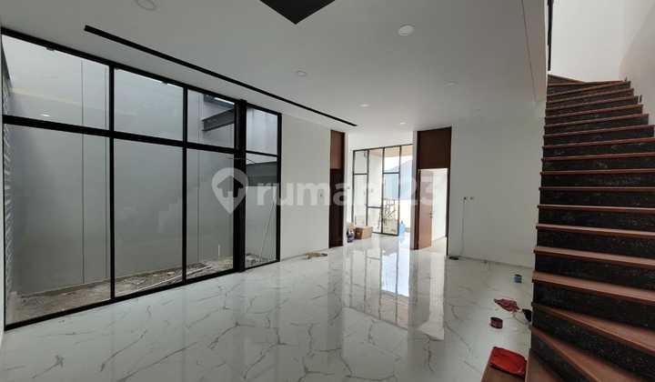 Jual Rumah Setraduta Jual Rumah Setraduta