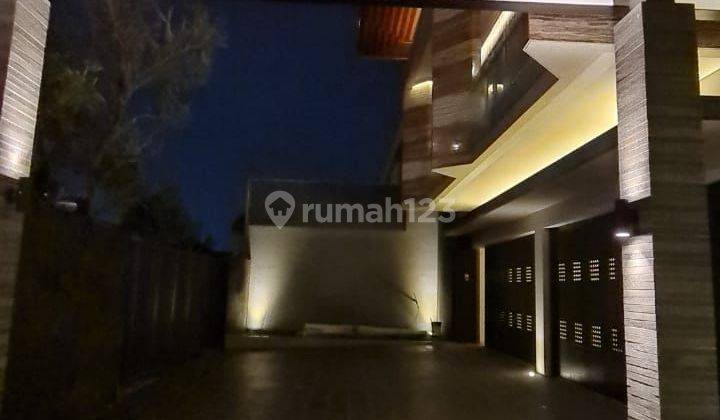 Jual Rumah Baru Setraduta 2