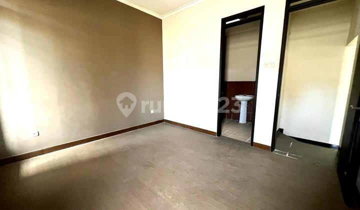 Jual Rumah Setraduta Hitung Tanah 2