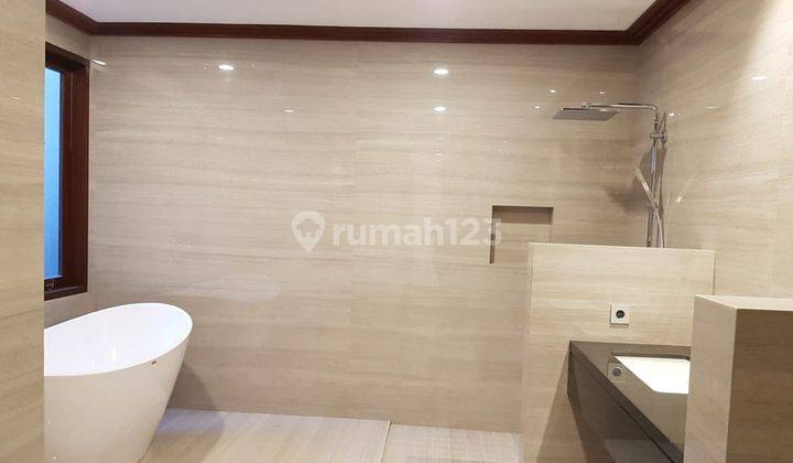 Jual Rumah Setraduta  1