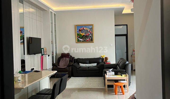 Turun Harga Rumah Semi Furnish Singgasana Pradana 2