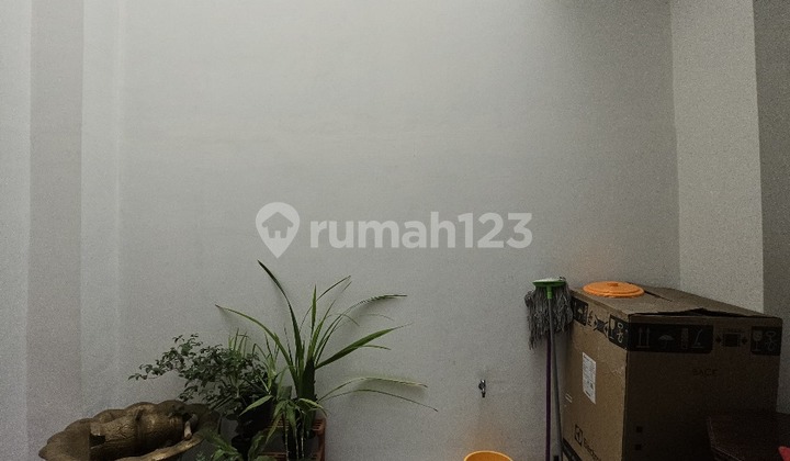 TURUN HARGA! Rumah 2,5 Lantai Sumber Sari, HOT LISTING! 2