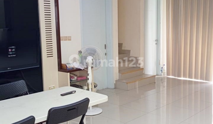 Rumah 2 Lantai Unfurnish Green Lake City, Jakarta 