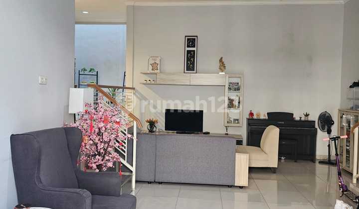 Rumah 3 Lantai Full Furnish Kelapa Gading, Jakarta 