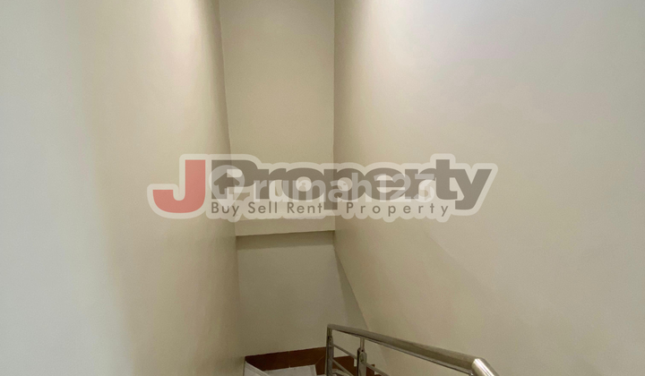 Renovated Singgasana Pradana House 2