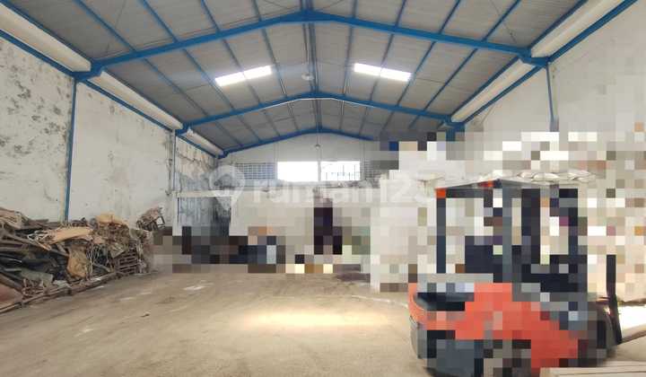 Gudang TKI 2 di Lokasi Pergudangan Akses Kontainer 40"