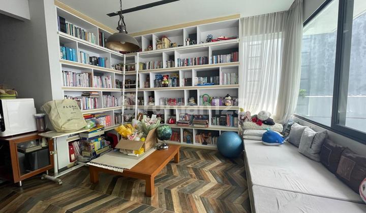 Rumah Lux Setraduta Jarang Ada