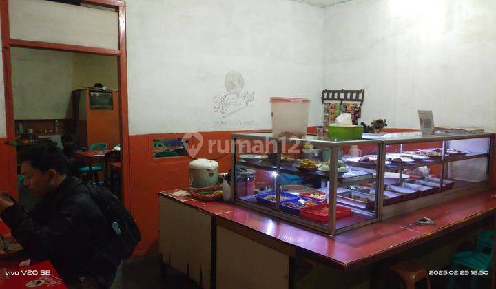 Ruang Usaha Dekat Area Perkantoran Dan Kampus Di Cikutra