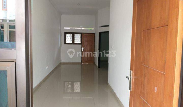 Rumah Minimalis Di Komplek Arcamanik, Siap Huni  8