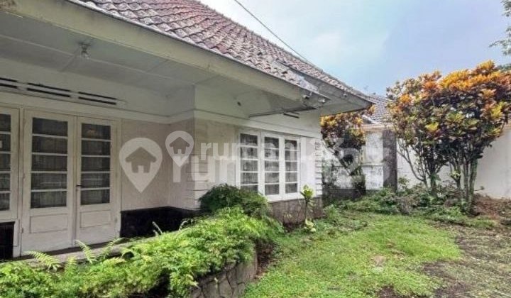 Rumah Belanda Terawat di Tengah Kota Sayap Asia Afrika, Cocok untuk Hunian