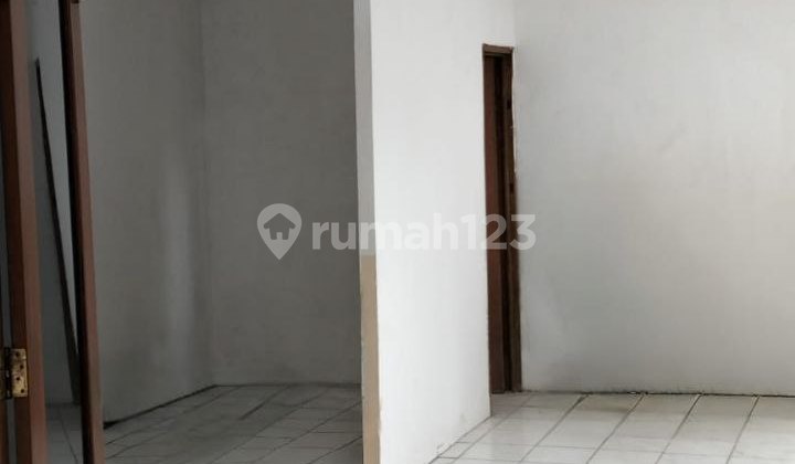Rumah Murah 2 Lantai di Komplek Pasadena Caringin Sayap Soekarno Hatta 2