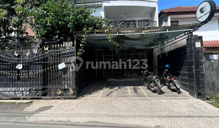 Rumah Mewah Cocok untuk Hunian, Kantor dan Tempat Usaha di Dago 2
