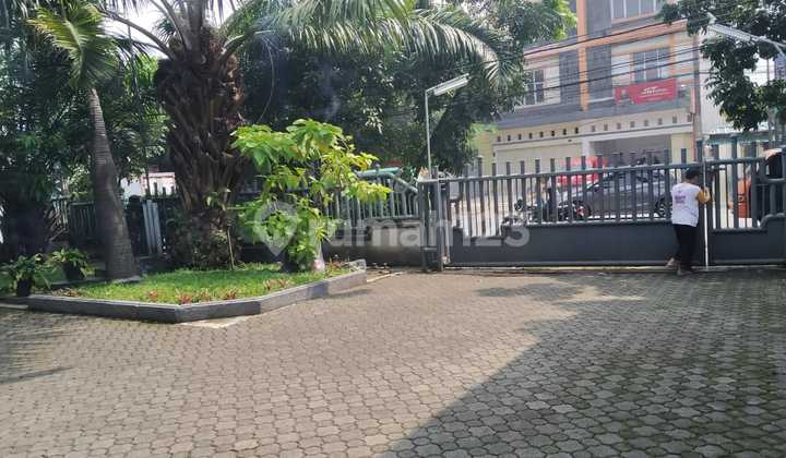 Jual Cepat Lagi Bu!! Rumah Sultan di Mainroad Mohammad Toha Jual Cepat Lagi Bu!! Rumah Sultan di Mainroad Mohammad Toha