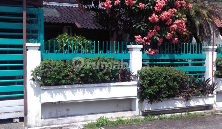 Well-Maintained Affordable House in Batuindah Complex 2